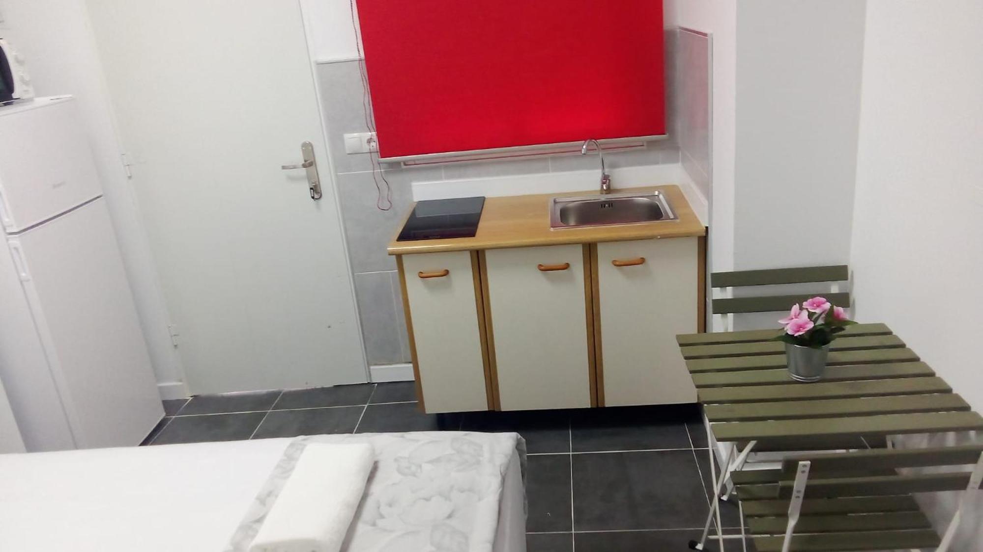 Estudio Encantador Cerca Del Carrefour Rosaleda 1 Málaga Exterior foto