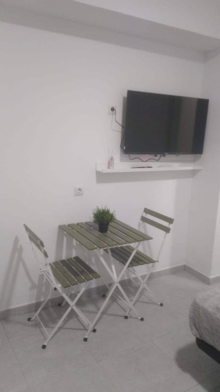 Estudio Encantador Cerca Del Carrefour Rosaleda 1 Málaga Exterior foto